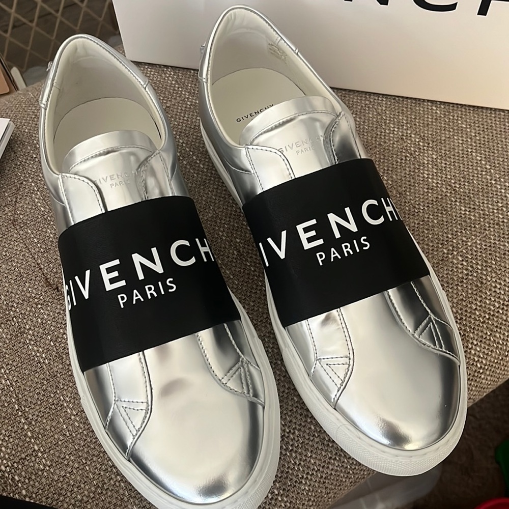 Brand New Men's Givenchy Urban Street Sneakers